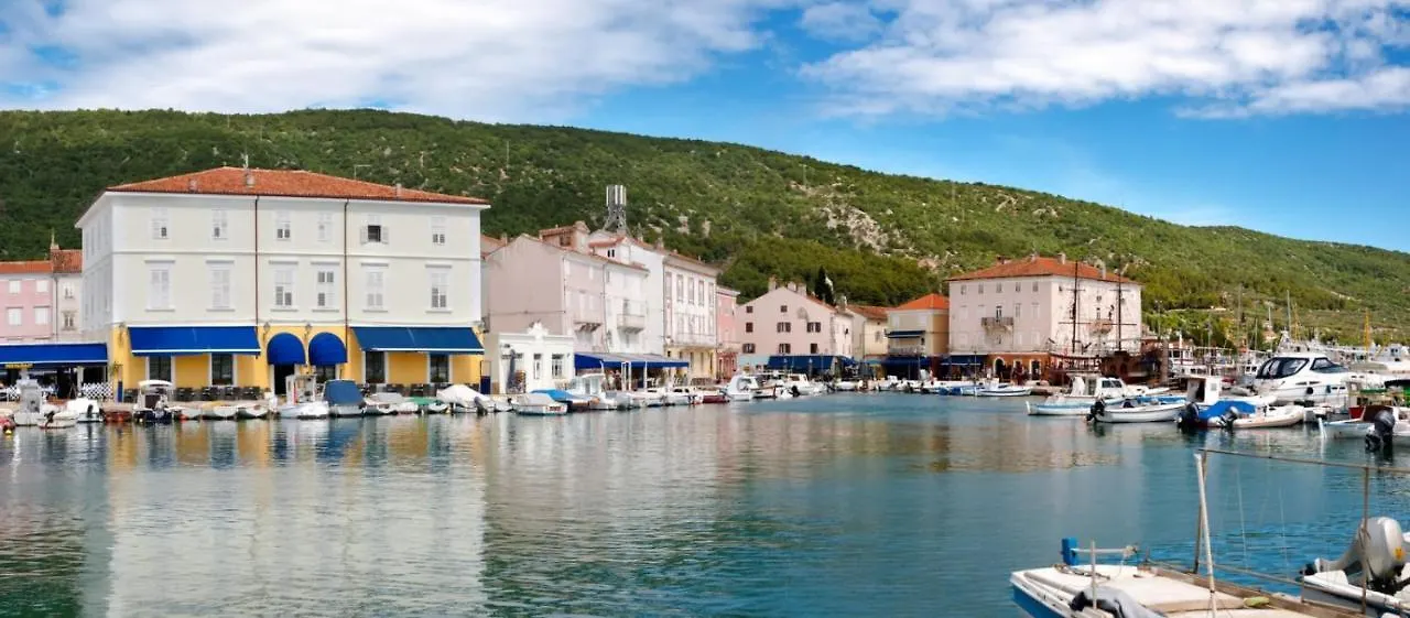 Room In Cres With Sea View, Balcony, Air Conditioning, Wifi 4249-4