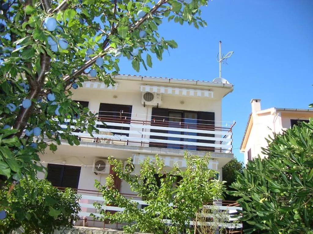 Room In Cres With Sea View, Balcony, Air Conditioning, Wifi 4249-4