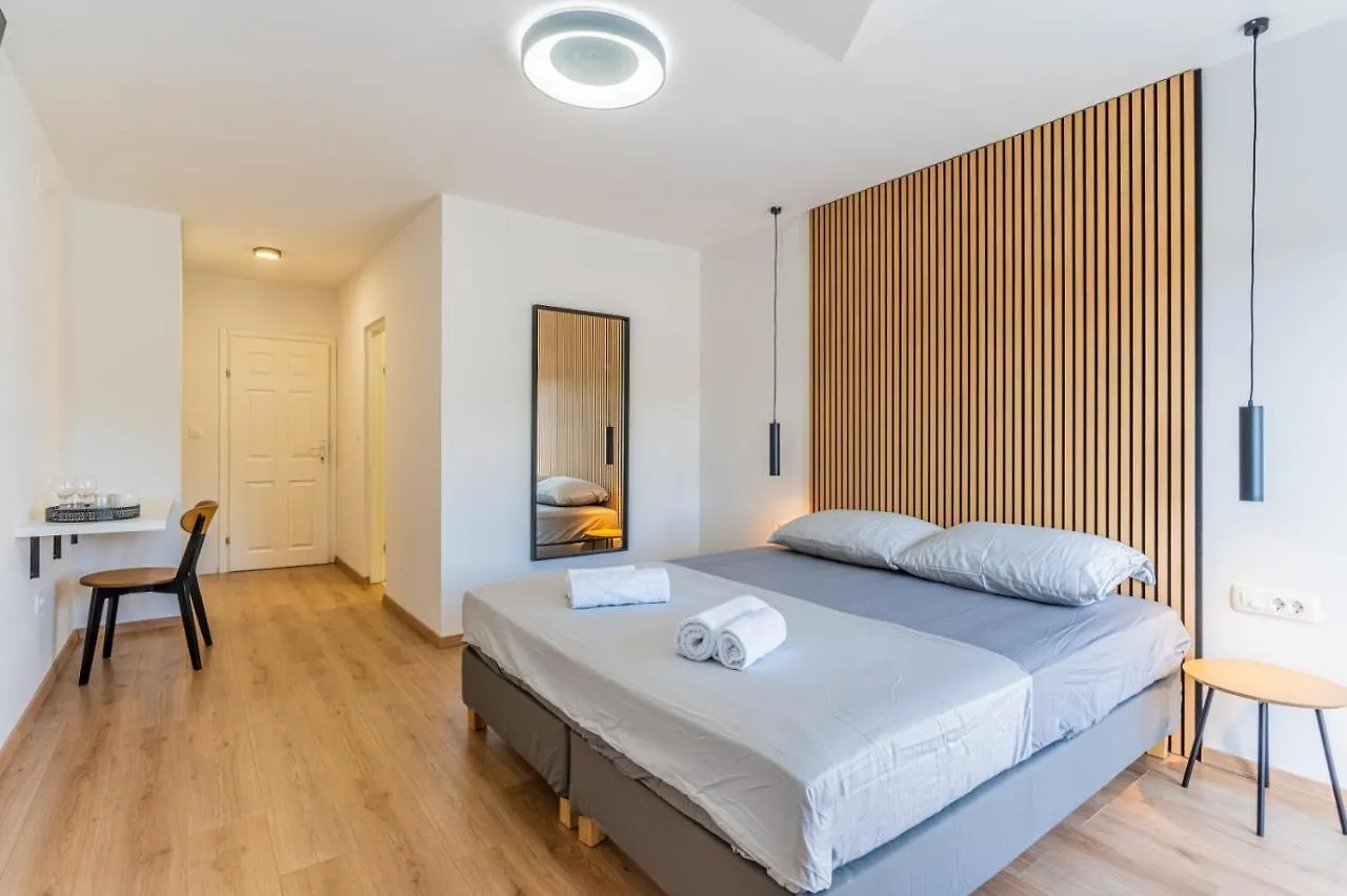 Room In Cres With Sea View, Balcony, Air Conditioning, Wifi 4249-4